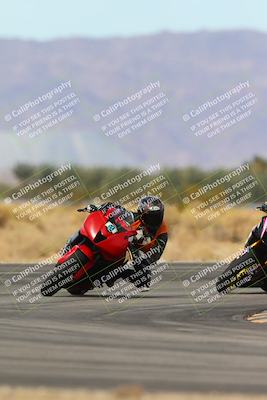 media/Feb-07-2025-CVMA Friday Practice (Fri) [[7034960ba2]]/3-Racer 3-NRS/Session 4 (Turn 16)/